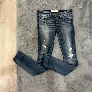 Abercrombie & Fitch Super Skinny Jeans